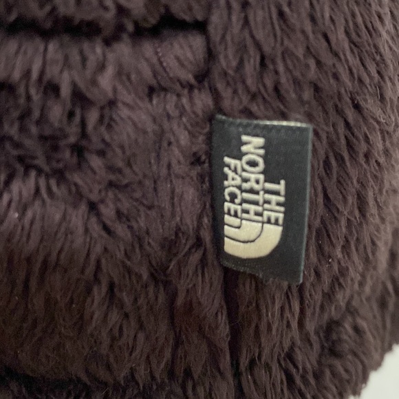 The North Face Women’s Insulated Reversible Vest - Picture 4 of 7